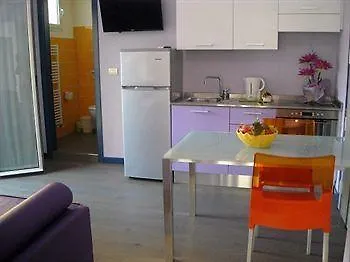 Elizabeth Bellaria-Igea Marina