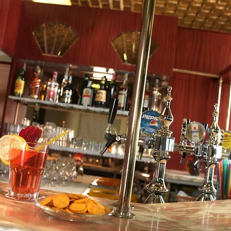 Elizabeth Hotel