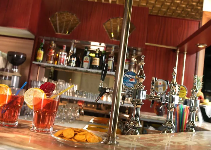 Elizabeth Bellaria-Igea Marina