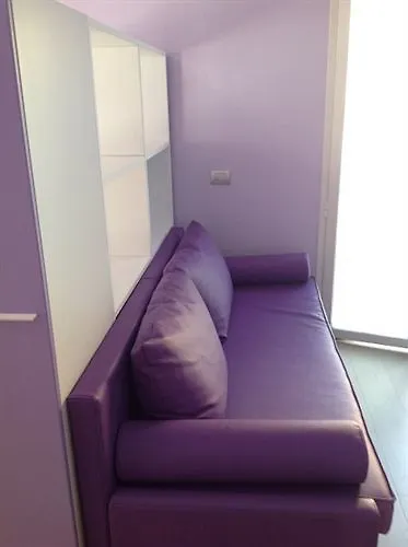 Elizabeth Bellaria-Igea Marina